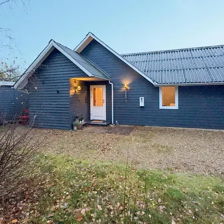 Dom wakacyjny In With Wifi