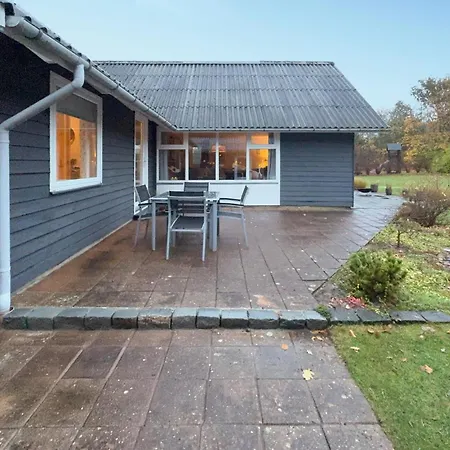 Dom wakacyjny In With Wifi